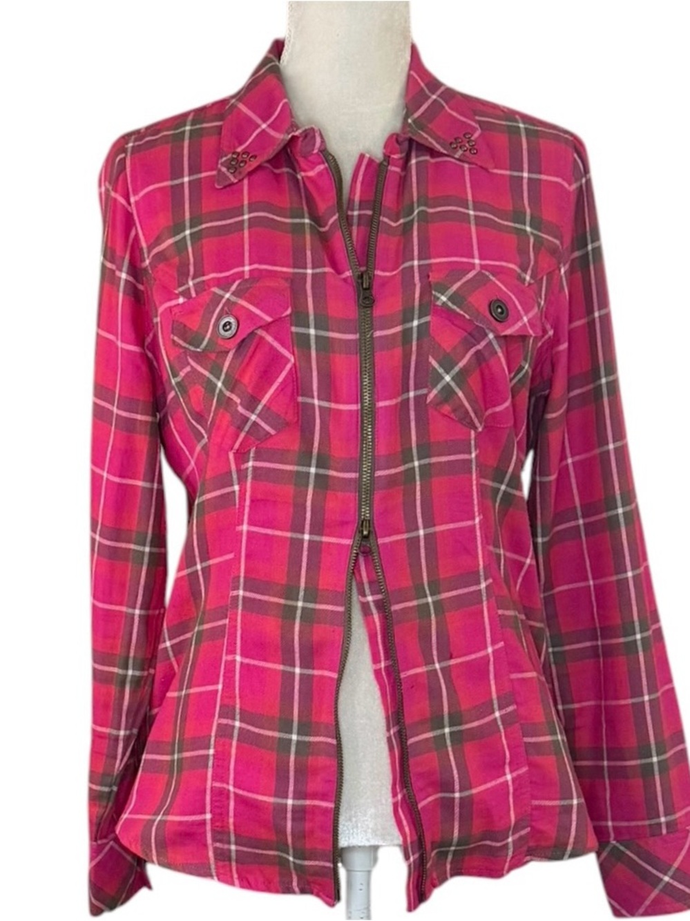 Cato Women’s Medium Pink Plaid Zip Front Shirt Jacket Studded Western Top - Picture 6 of 8